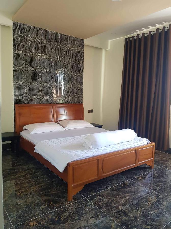 Khach San Hoang Gia Hotel Bac Lieu Eksteriør billede