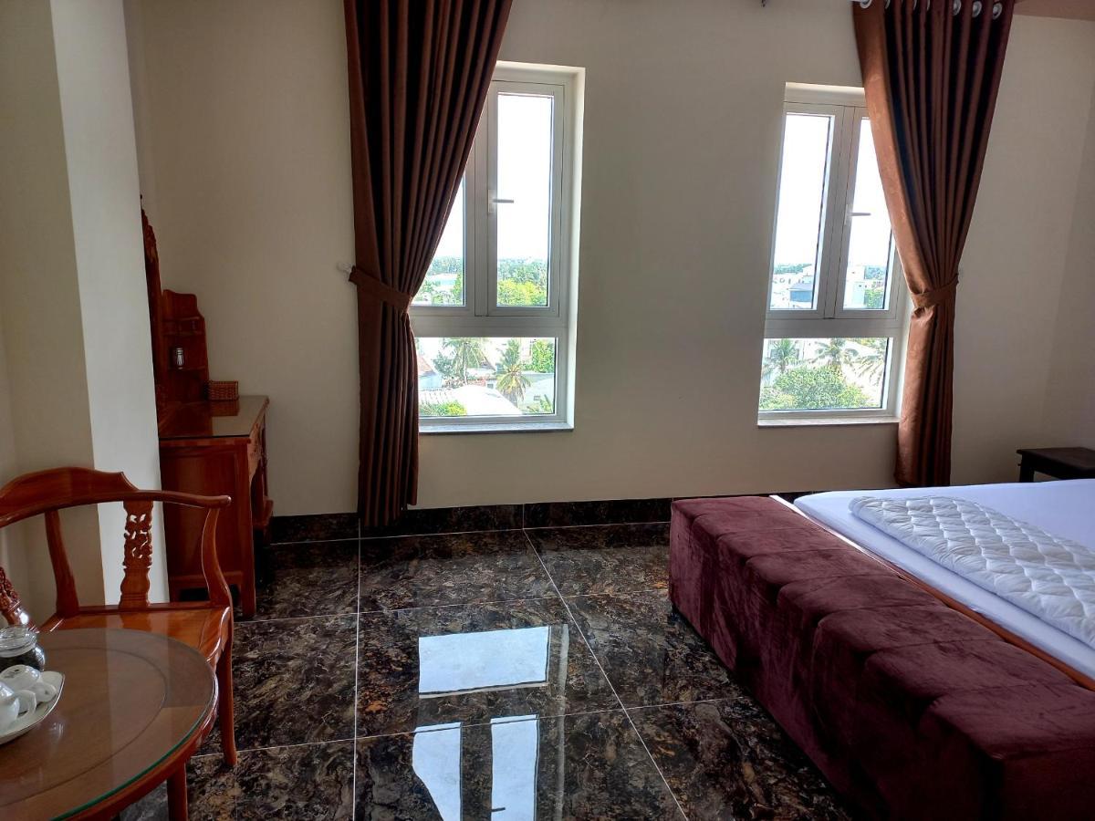 Khach San Hoang Gia Hotel Bac Lieu Eksteriør billede